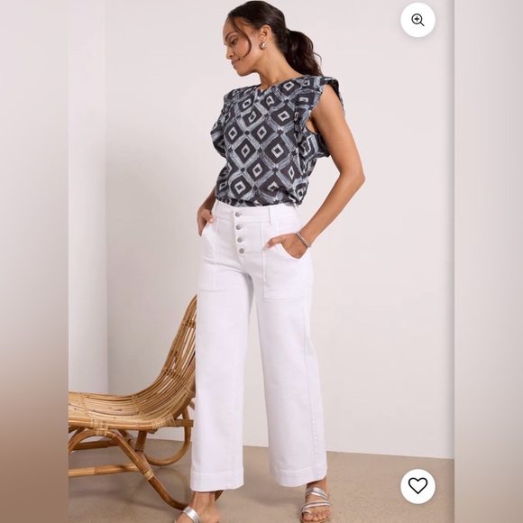 Evereve Oaklynn Eyelet Top Medium Like New - Picture 10 of 10